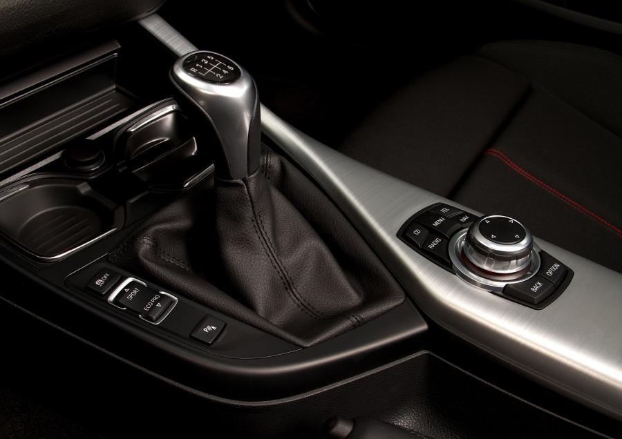  BMW 1-Series 2012 года  (фото 35 из 161)